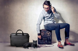 Briefcase bag Zurich Toploading Laptop Briefcase 10/13" - Black - siopashop.ie